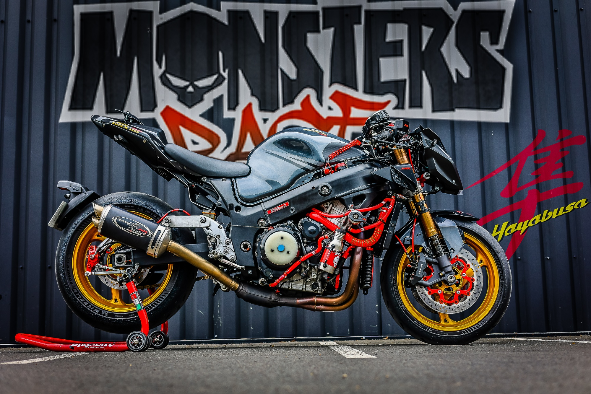 Shooting photo de la Moto du Pilote HERE RICK